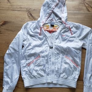 Women's Nike windbreaker jacket